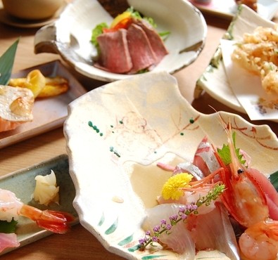 【LOVEあいち】富山湾でとれた最高鮮度の魚介を堪能　「きときと」で味わう会席料理メインイメージ